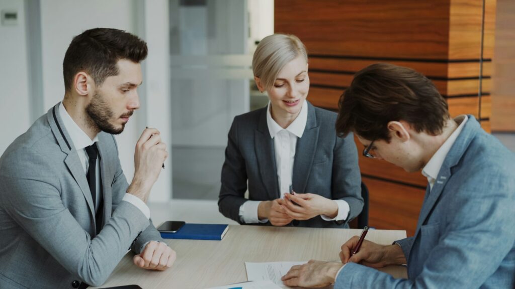 Reunião com cliente no escritório