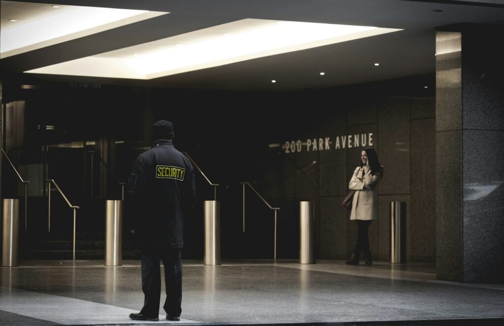 Vigilante da empresa